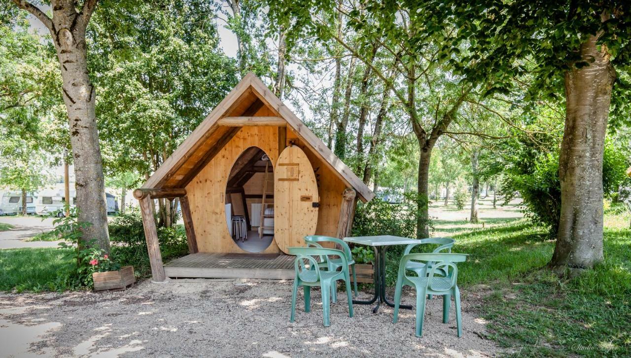 Camping De Tournus - Drole De Cabane Экстерьер фото