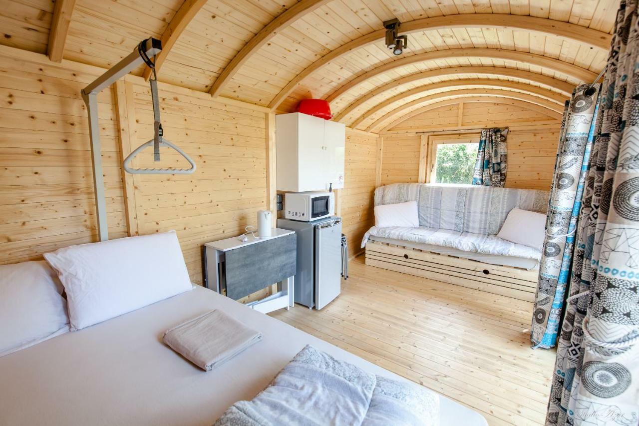 Camping De Tournus - Drole De Cabane Экстерьер фото